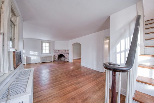 2294 Clearvue Rd, Franklin Park, PA 15237