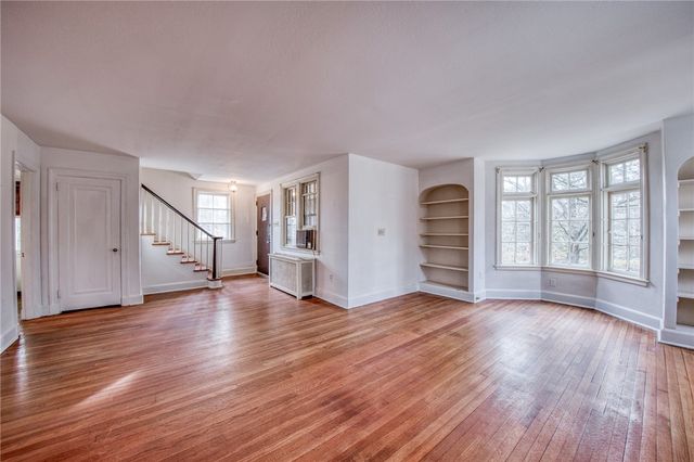 2294 Clearvue Rd, Franklin Park, PA 15237