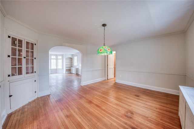 2294 Clearvue Rd, Franklin Park, PA 15237