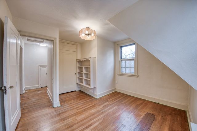 2294 Clearvue Rd, Franklin Park, PA 15237