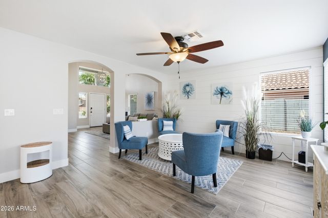 3032 E MILLBRAE Lane, Gilbert, AZ 85234