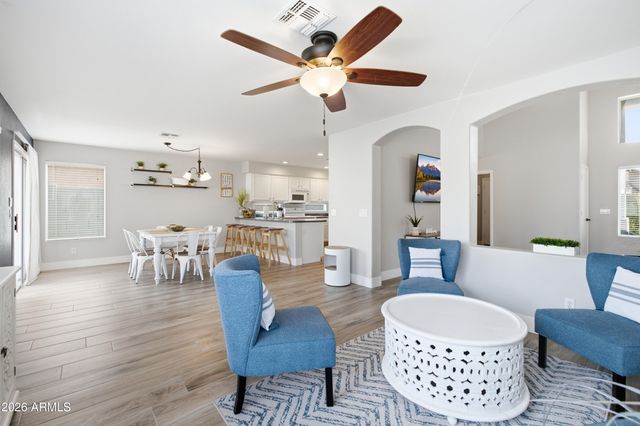 3032 E MILLBRAE Lane, Gilbert, AZ 85234