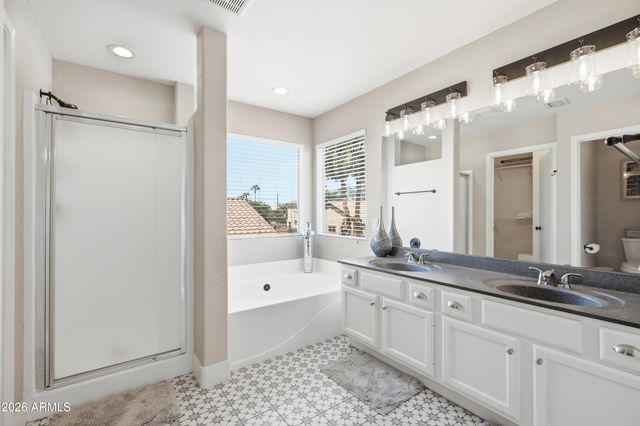 3032 E MILLBRAE Lane, Gilbert, AZ 85234