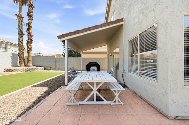 3032 E MILLBRAE Lane, Gilbert, AZ 85234