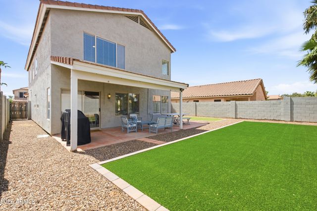 3032 E MILLBRAE Lane, Gilbert, AZ 85234