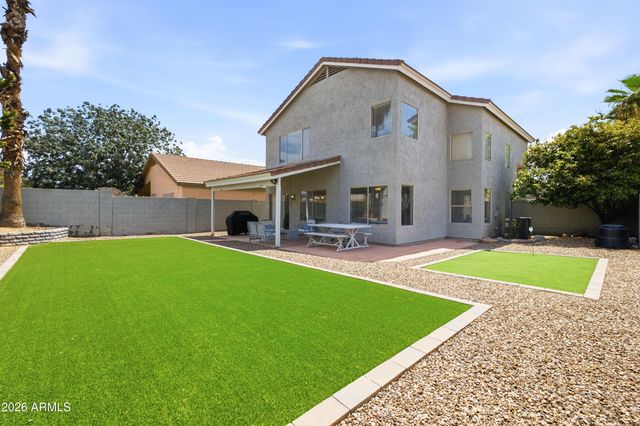 3032 E MILLBRAE Lane, Gilbert, AZ 85234