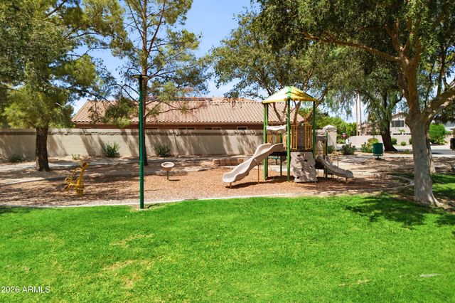 3032 E MILLBRAE Lane, Gilbert, AZ 85234
