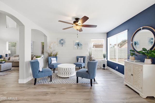 3032 E MILLBRAE Lane, Gilbert, AZ 85234