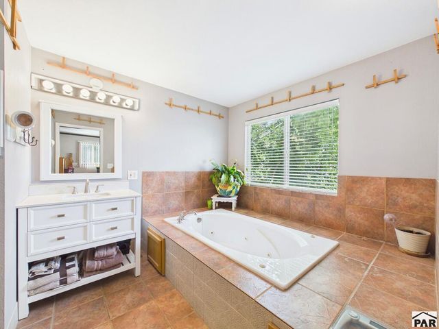 2910 8th Ave, Pueblo, CO 81008