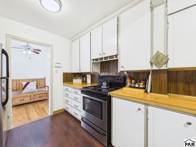 2910 8th Ave, Pueblo, CO 81008