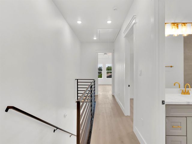 1311 E 33rd Street, Houston, TX 77022