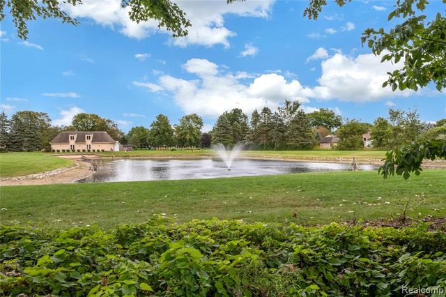 54868 Spyria Drive, Shelby Twp, MI 48315