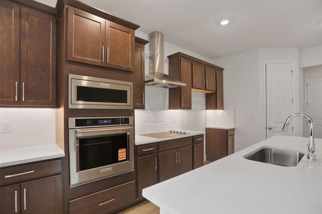 7441 SEA MANATEE STREET, Parrish, FL 34219