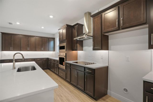 7441 SEA MANATEE STREET, Parrish, FL 34219