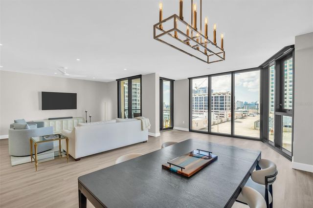 1 BEACH DRIVE SE 1210, St Petersburg, FL 33701