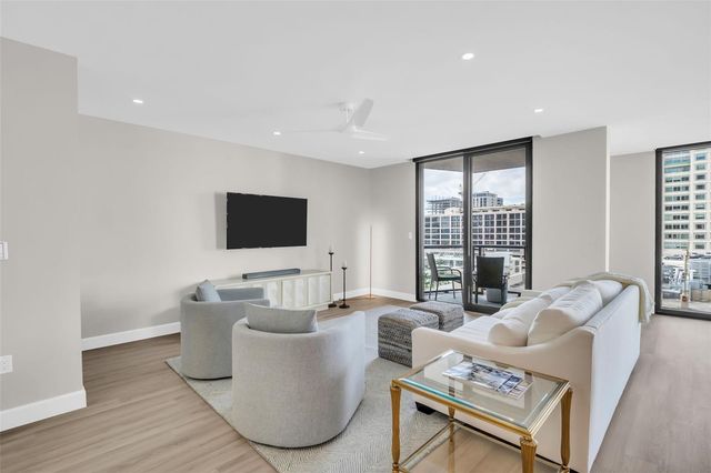 1 BEACH DRIVE SE 1210, St Petersburg, FL 33701