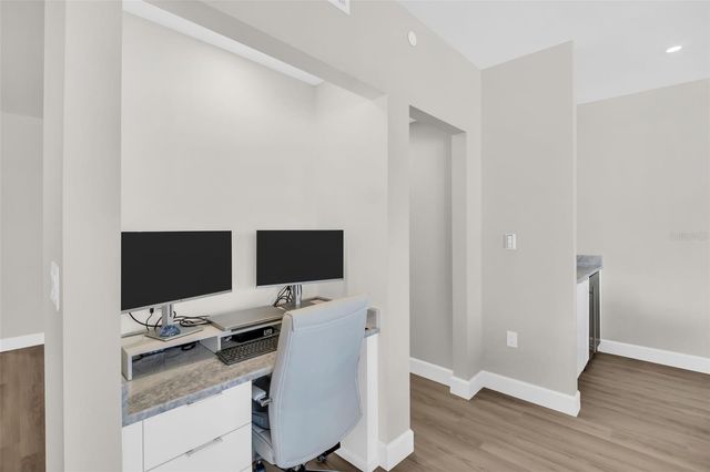 1 BEACH DRIVE SE 1210, St Petersburg, FL 33701