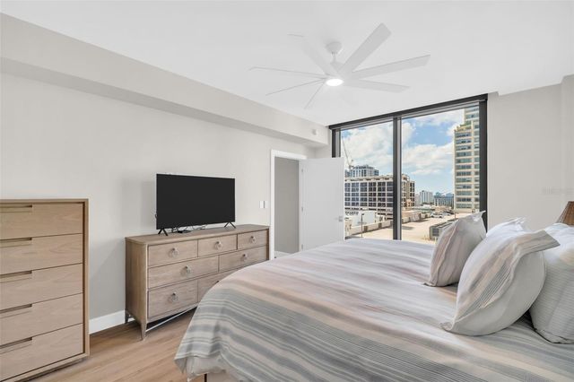 1 BEACH DRIVE SE 1210, St Petersburg, FL 33701