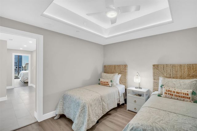 1 BEACH DRIVE SE 1210, St Petersburg, FL 33701