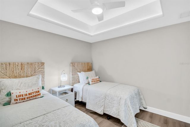 1 BEACH DRIVE SE 1210, St Petersburg, FL 33701