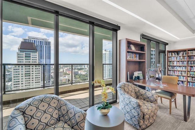 1 BEACH DRIVE SE 1210, St Petersburg, FL 33701