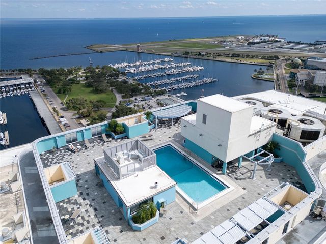 1 BEACH DRIVE SE 1210, St Petersburg, FL 33701