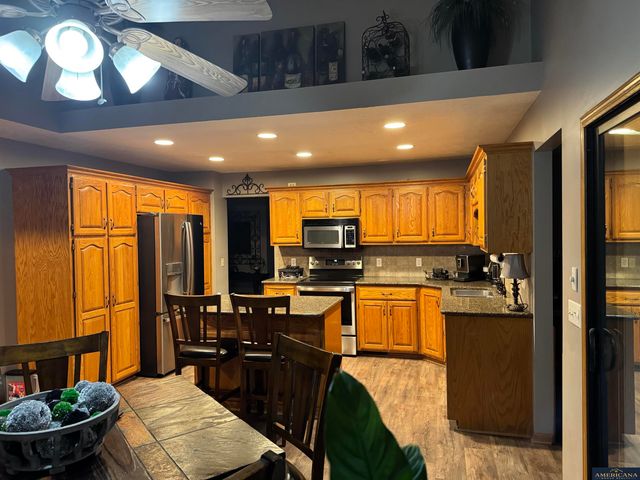 17203 K Street, Omaha, NE 68135