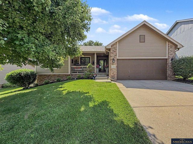 17203 K Street, Omaha, NE 68135
