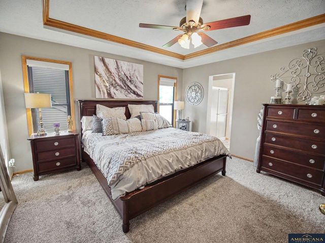 17203 K Street, Omaha, NE 68135