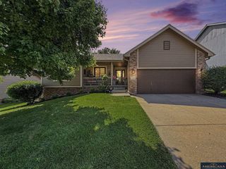 17203 K Street, Omaha, NE 68135