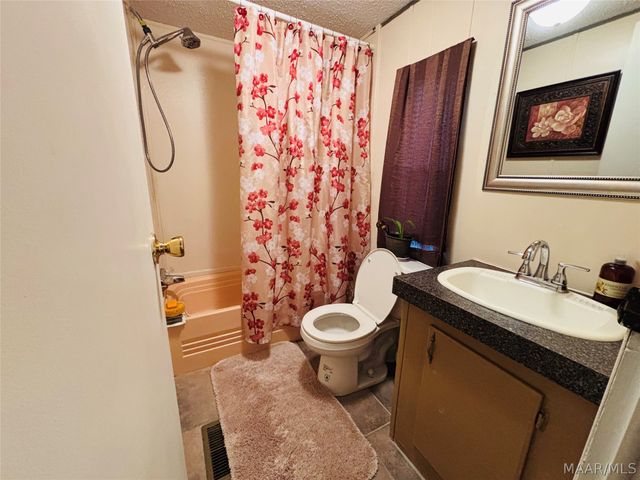 147 Mitchell Lane, Wetumpka, AL 36093