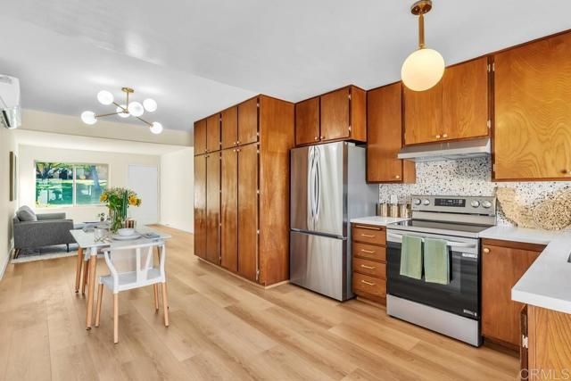 8750 Wahl Street, Santee, CA 92071