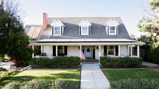 958 E Morton Hill Avenue, Porterville, CA 93257