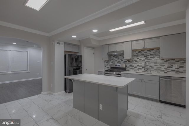 2636 S 73RD ST, Philadelphia, PA 19153