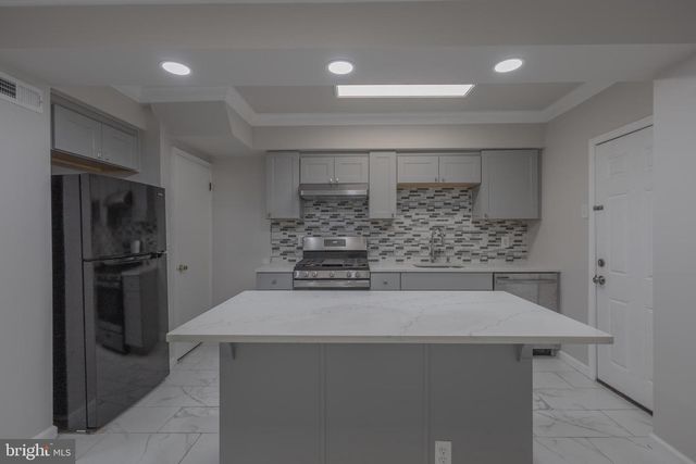 2636 S 73RD ST, Philadelphia, PA 19153