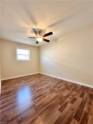 909 Leisure Sq Apt 201, Virginia Beach, VA 23451