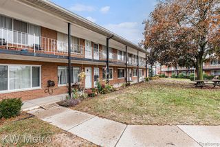2121 Clawson Avenue 207, Royal Oak, MI 48073