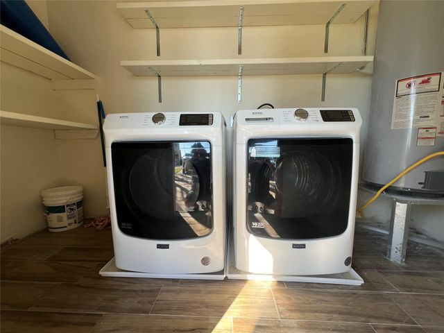 1034 E 3rd Street, Bellville, TX 77418