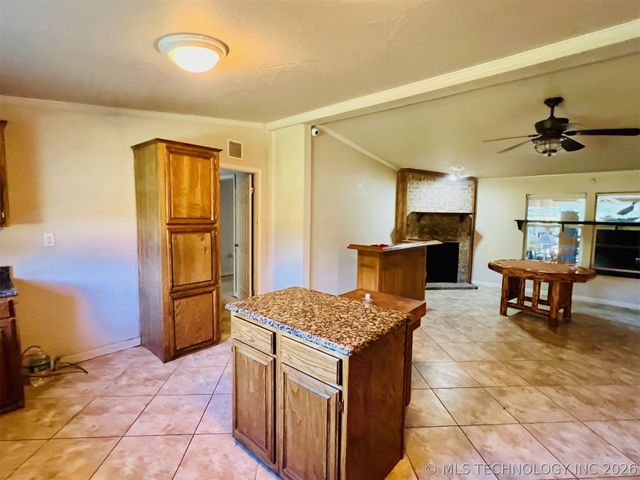 4826 Willis Drive, Kingston, OK 73439