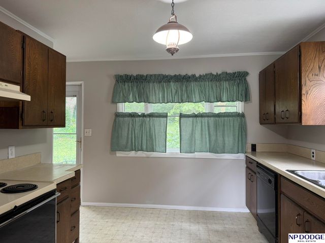 6325 Spaulding Street, Omaha, NE 68104