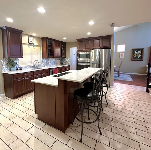 2613 Medinah Court, Modesto, CA 95355