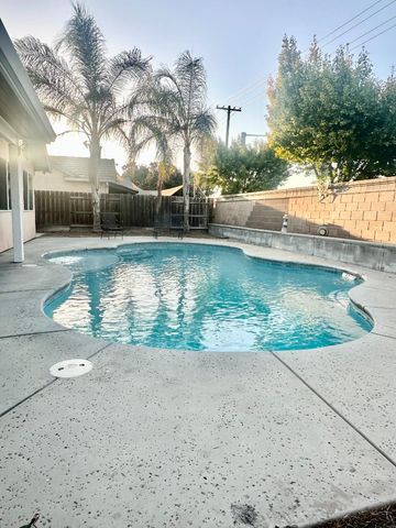 2613 Medinah Court, Modesto, CA 95355