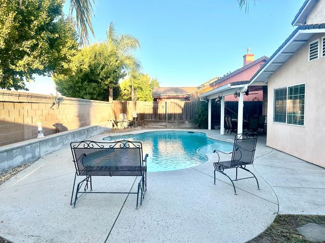 2613 Medinah Court, Modesto, CA 95355