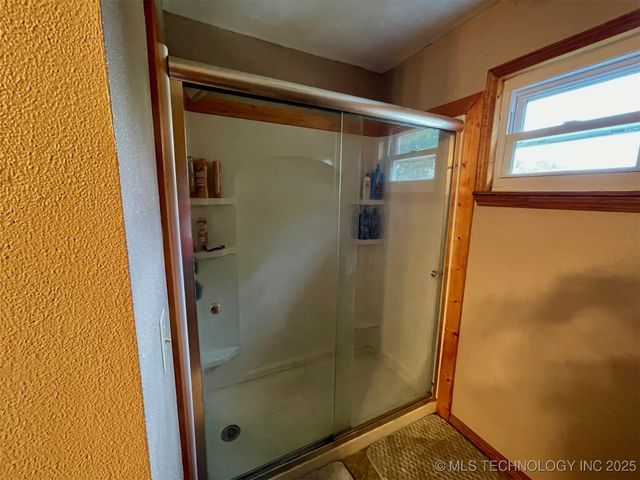 721 E Wynnewood, Sulphur, OK 73086