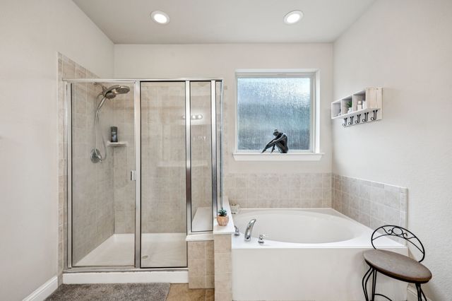 2221 Petunia Lane, Rowlett, TX 75089