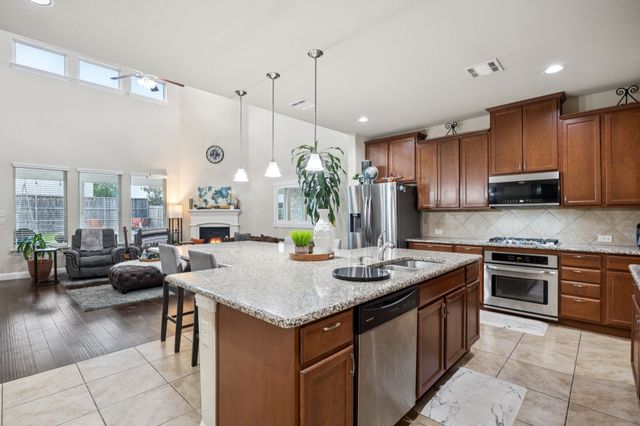 2221 Petunia Lane, Rowlett, TX 75089