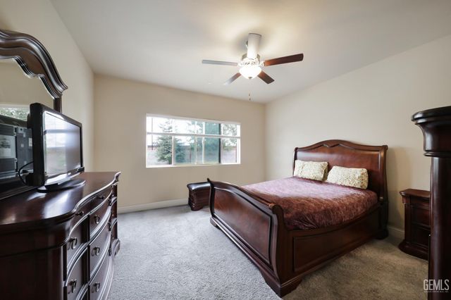 3617 High Valley Lane, Shafter, CA 93263