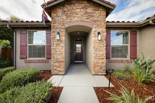 3617 High Valley Lane, Shafter, CA 93263