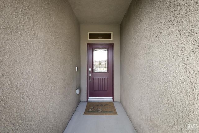 3617 High Valley Lane, Shafter, CA 93263