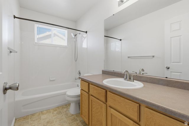 5774 W DAWN VISTA RD, West Jordan, UT 84081